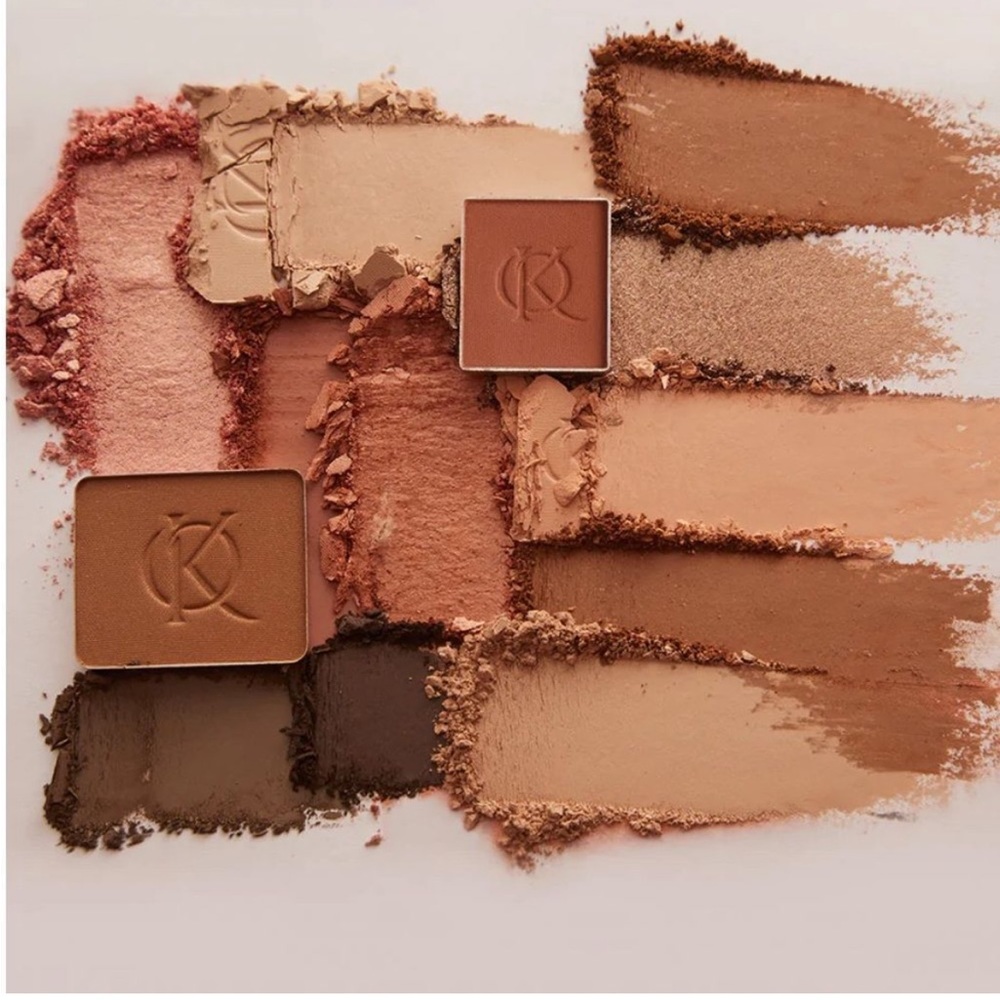 KENIA ONTIVEROS BEAUTY NWT